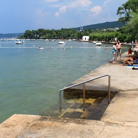 Apartman With Parking Space Punat, Krk - 5410 Punat