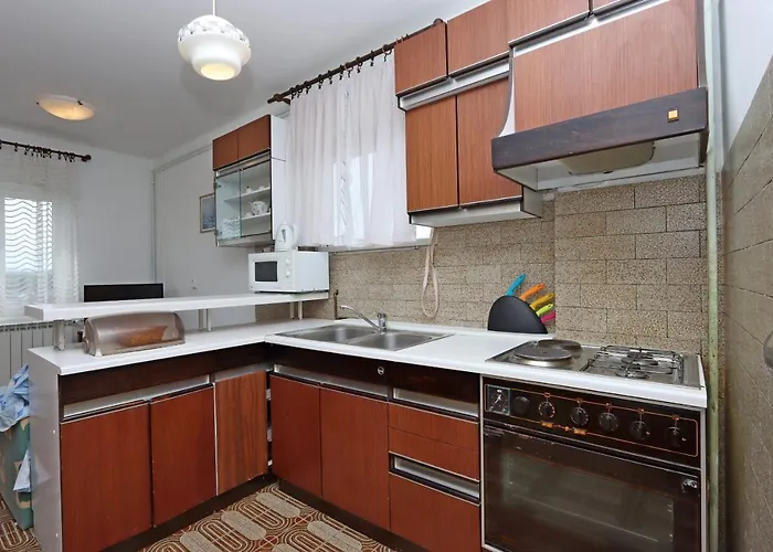 With Parking Space Punat, Krk - 5410 بونات