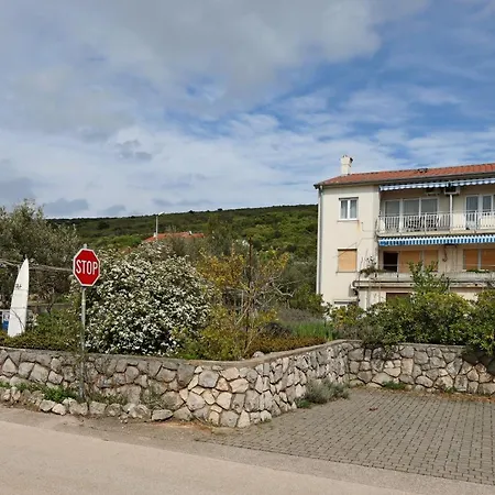 Apartman Apartments With A Parking Space Punat, Krk - 5410