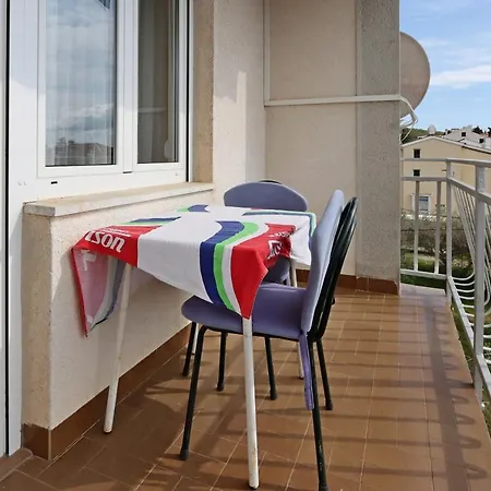 Apartament With Parking Space Punat, Krk - 5410 Punat