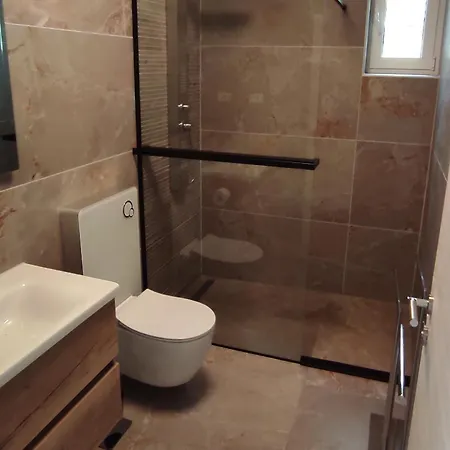 Apartman Apartments With A Parking Space Punat, Krk - 5410 Punat