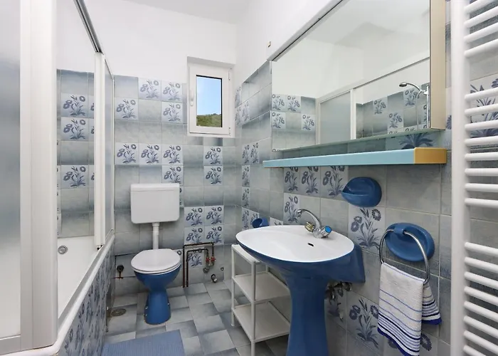 Apartamento With Parking Space Punat, Krk - 5410 *