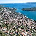 Apartments With Parking Space Punat, Krk - 5410 Apartment