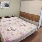 Apartments With Parking Space Punat, Krk - 5410 Punat